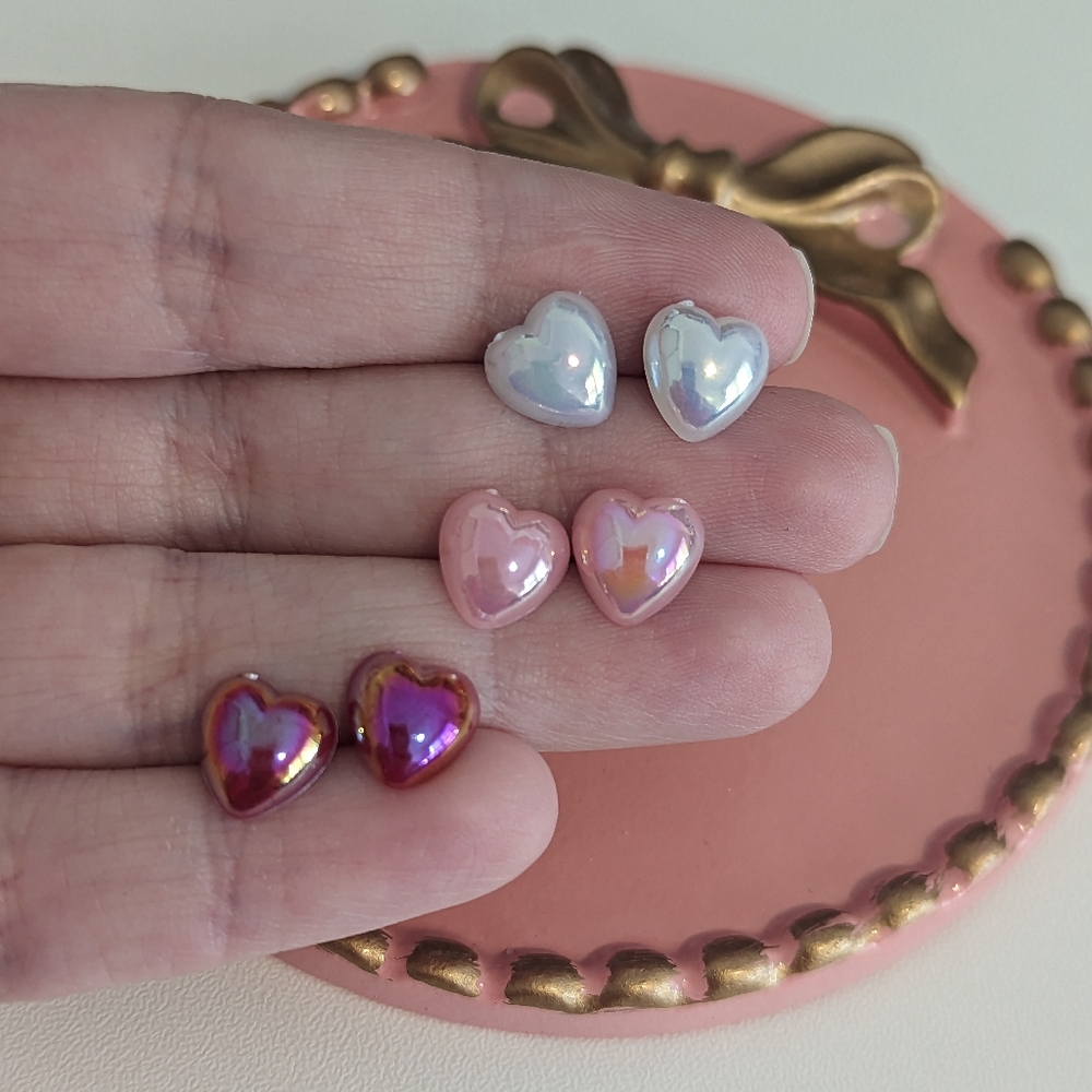 Set of 3 Iridescent Acrylic Mini Heart Stud Earrings New!